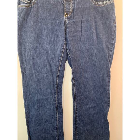 Old Navy Women's Maternity Low Waist Stretch Dark Wash Flair Jeans / Size: 12 R - Picture 4 of 9